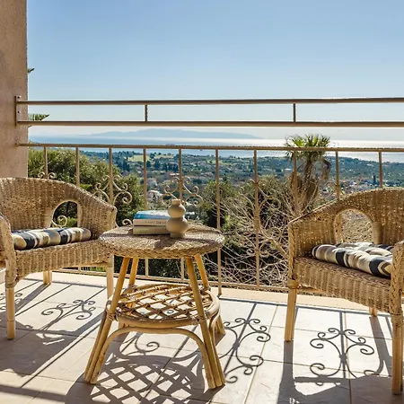 Vivian's Endless View Apartman