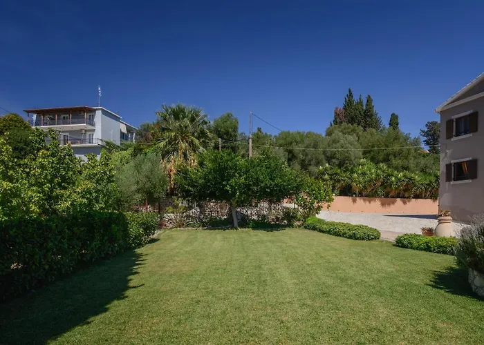 Vivian's - Endless View Appartement Svoronata