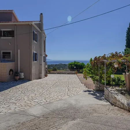 Vivian's - Endless View Svoronata